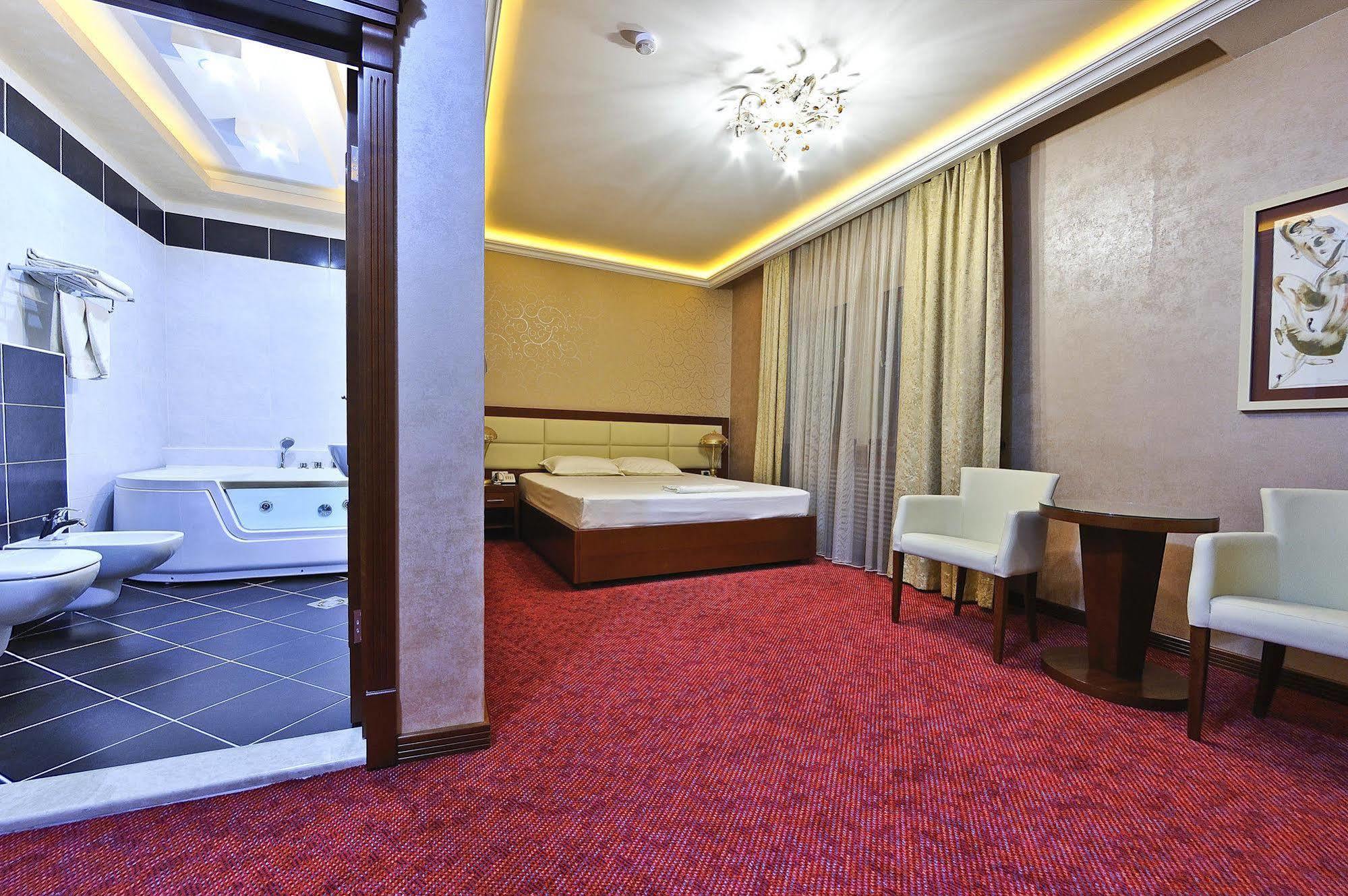 Hotel Sucevic Garni Belgrado Exterior foto