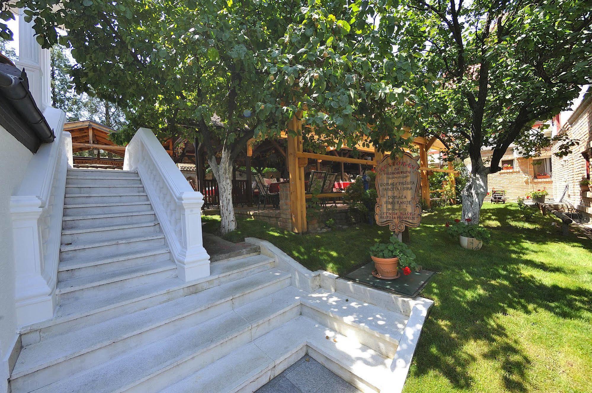 Hotel Sucevic Garni Belgrado Exterior foto